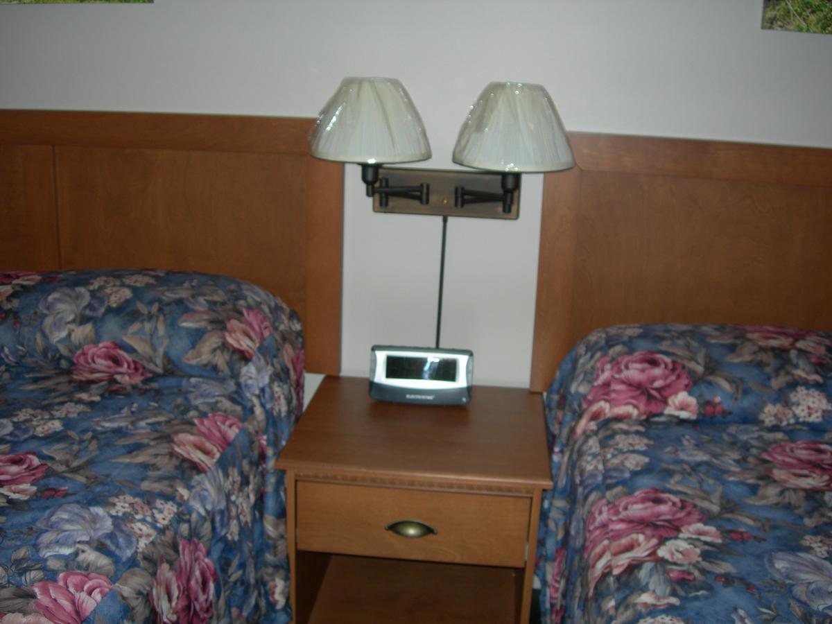 Hotel Motel Arnold Woburn ภายนอก รูปภาพ