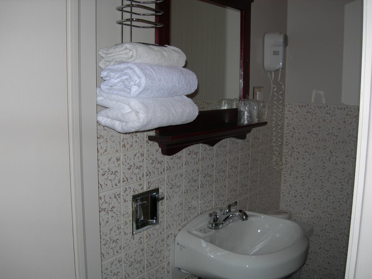 Hotel Motel Arnold Woburn ภายนอก รูปภาพ